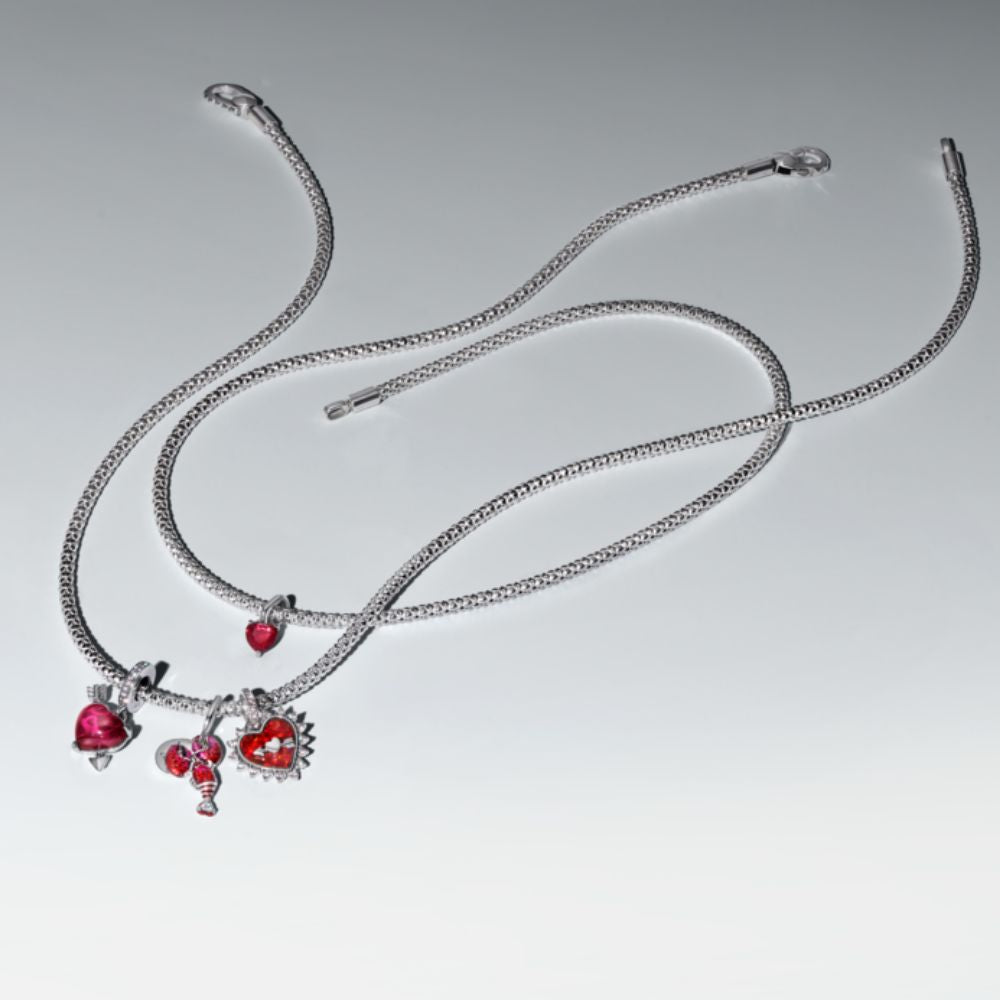 Kabantis karoliukas „Omaras“