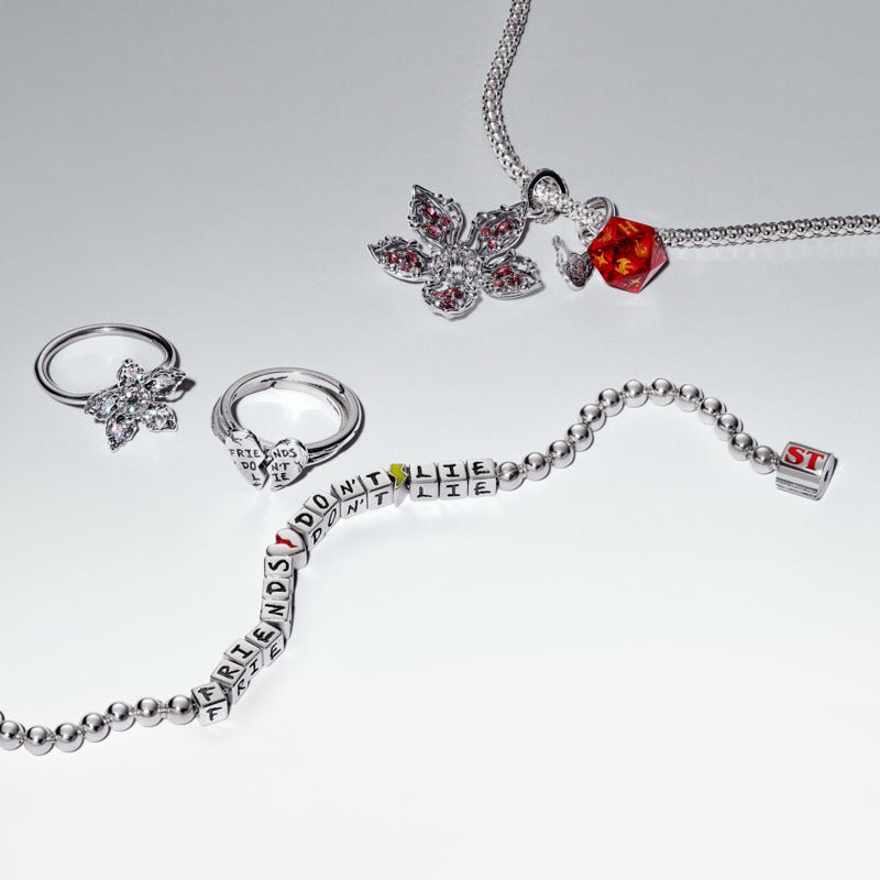 Dalijamas „Stranger Things“ žiedas „Draugai nemeluoja“ - Pandora Lietuva