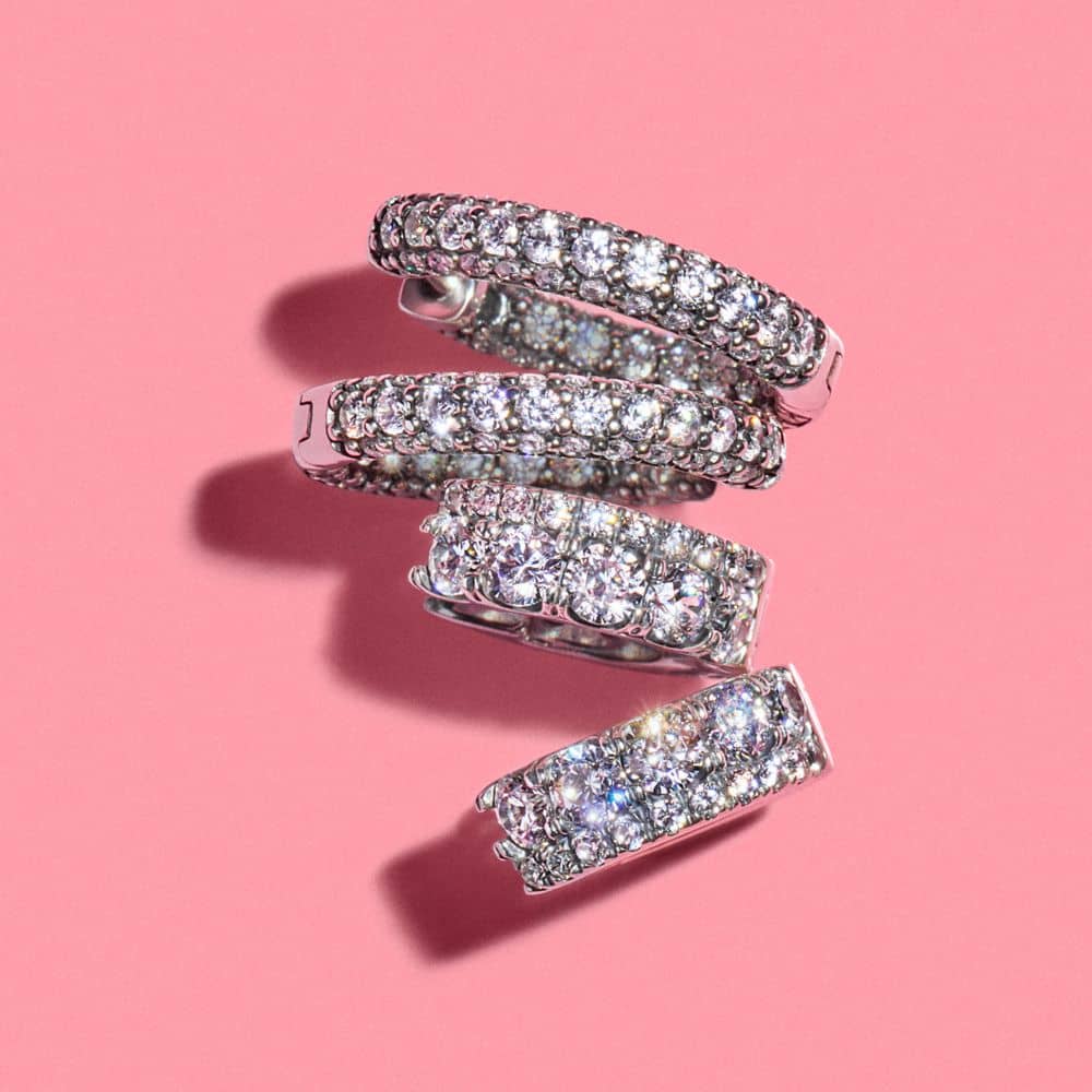 Dvigubos juostos Pavé lanko formos auskarai - Pandora Lietuva