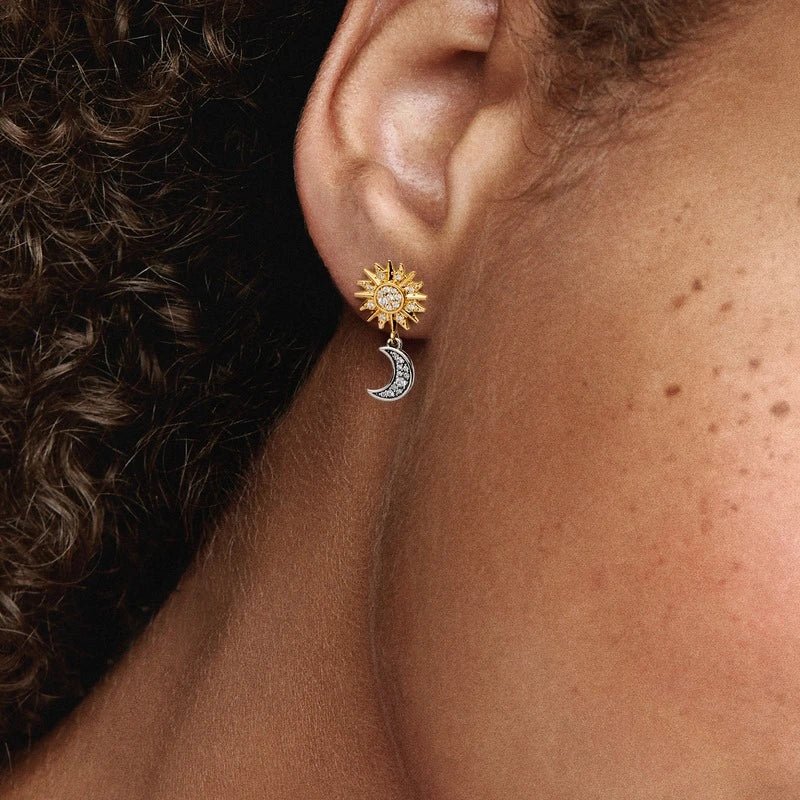 Dvispalviai apversti saulės ir mėnulio formos auskarai - Pandora Lietuva