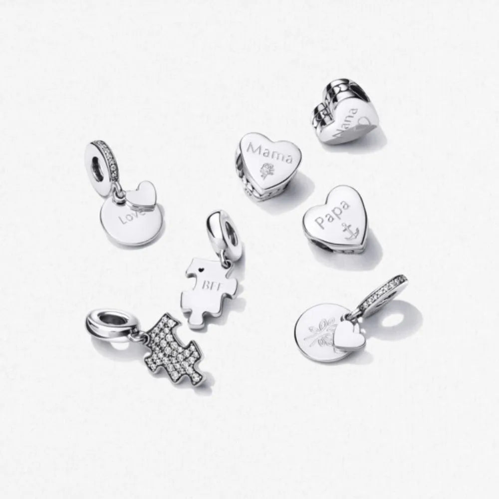 Graviruojamas kabantis karoliukas su širdele ir disku - Pandora Lietuva