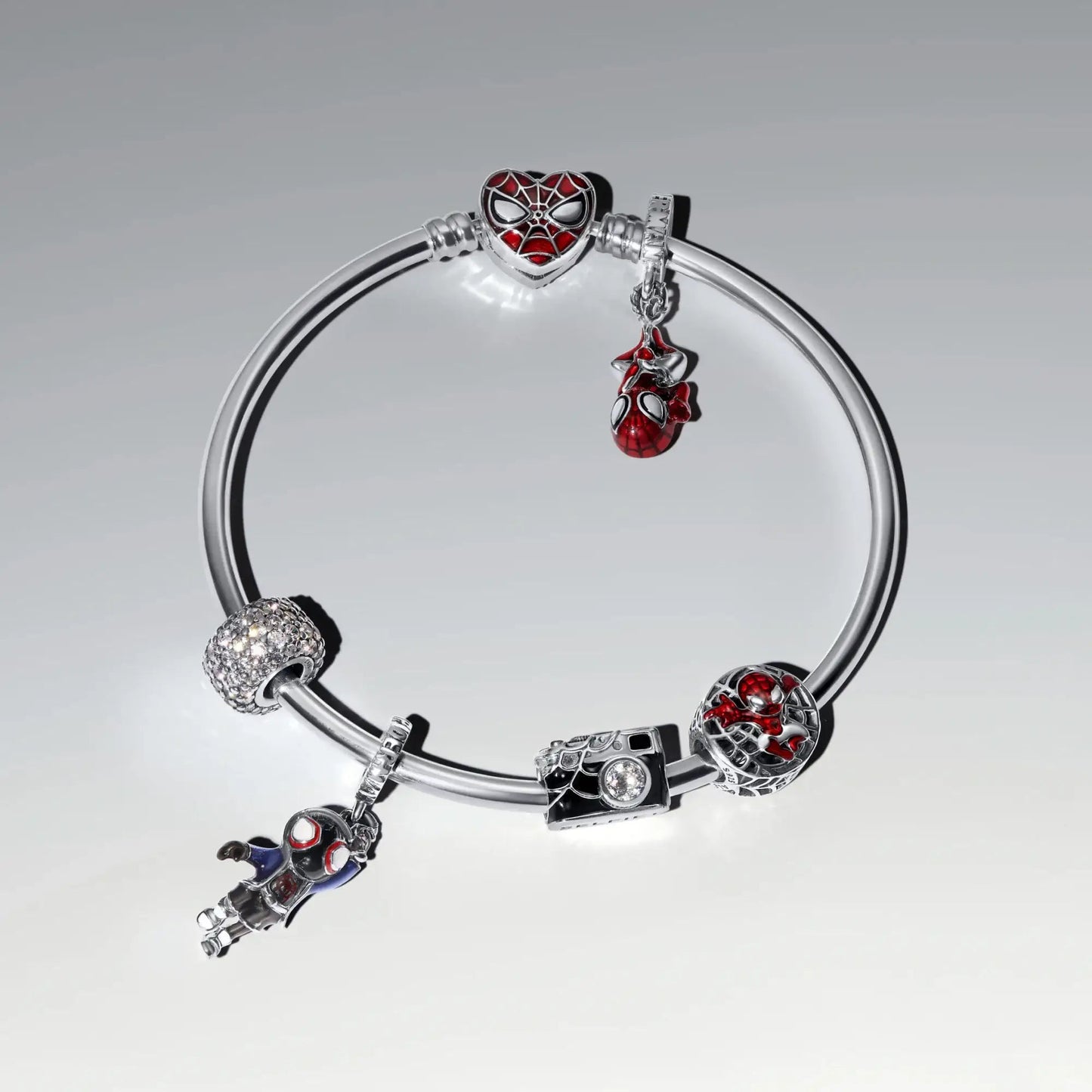 Kabantis „Marvel“ karoliukas „Žmogus - voras Mailsas Moralesas“ - Pandora Lietuva