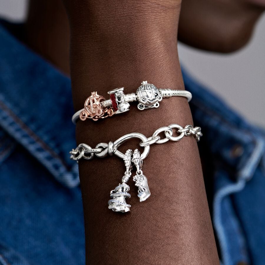 Pandora Moments apyrankė su Pelenės karietos užsegimu - Pandora Lietuva