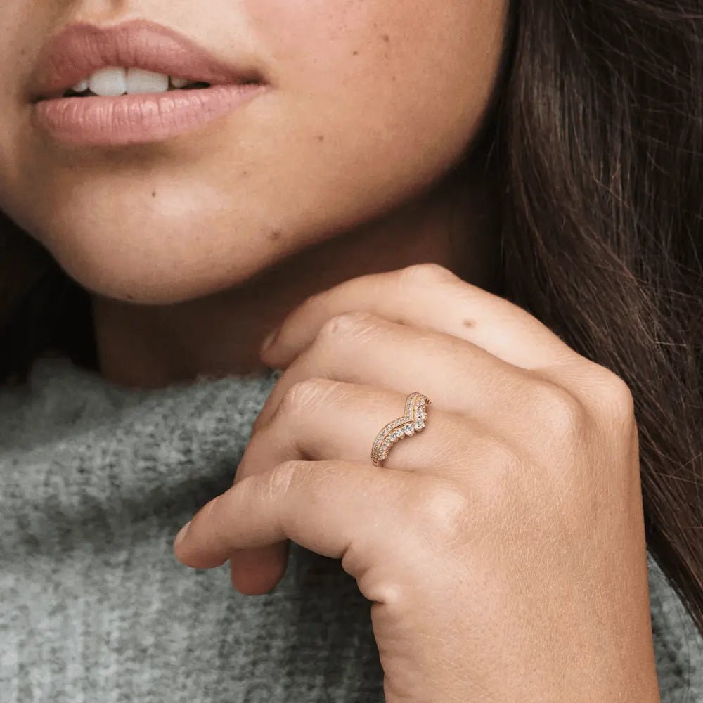 Pandora Timeless norų išsipildymo tiaros formos žiedas - Pandora Lietuva