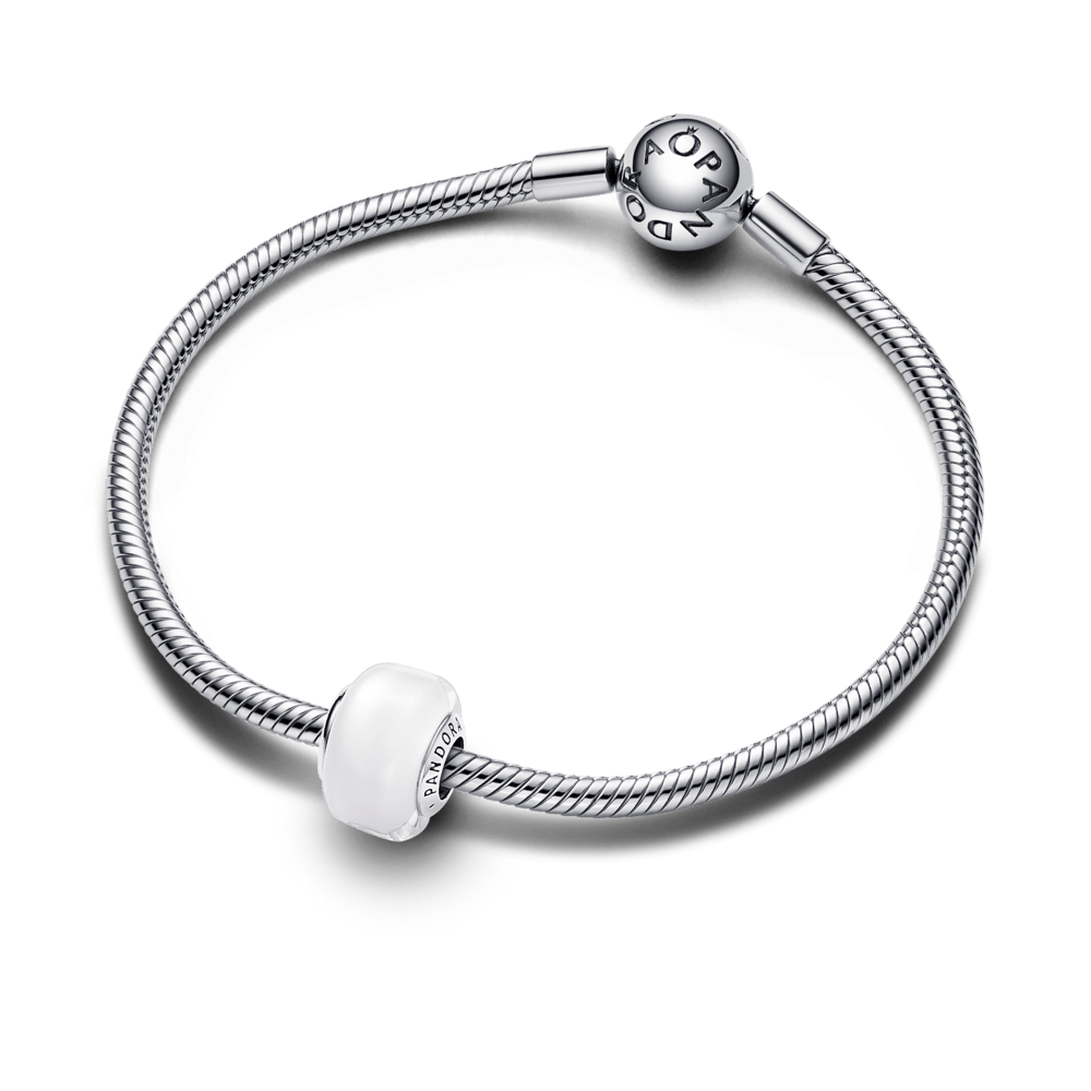 Baltas mažulytis karoliukas iš Murano stiklo - Pandora Lietuva