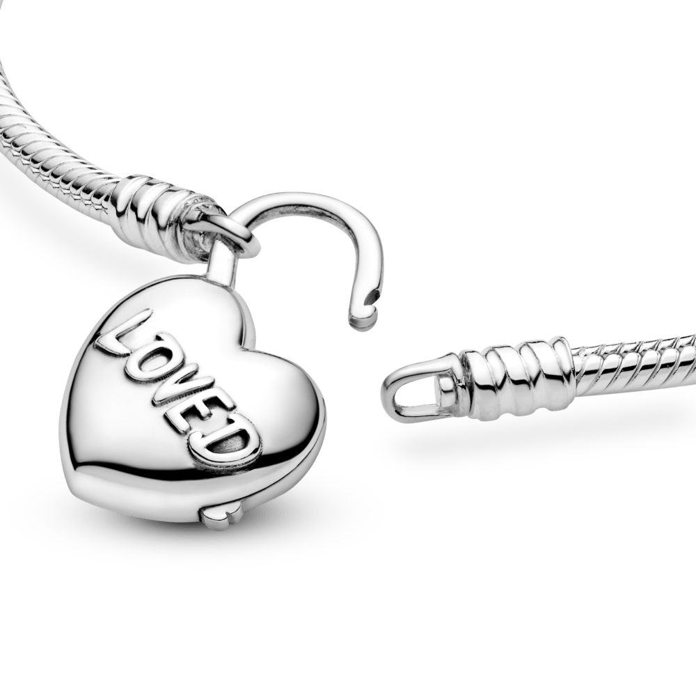 Pandora Moments širdies formos spynos užsegimo lanksti apyrankė - Pandora Lietuva