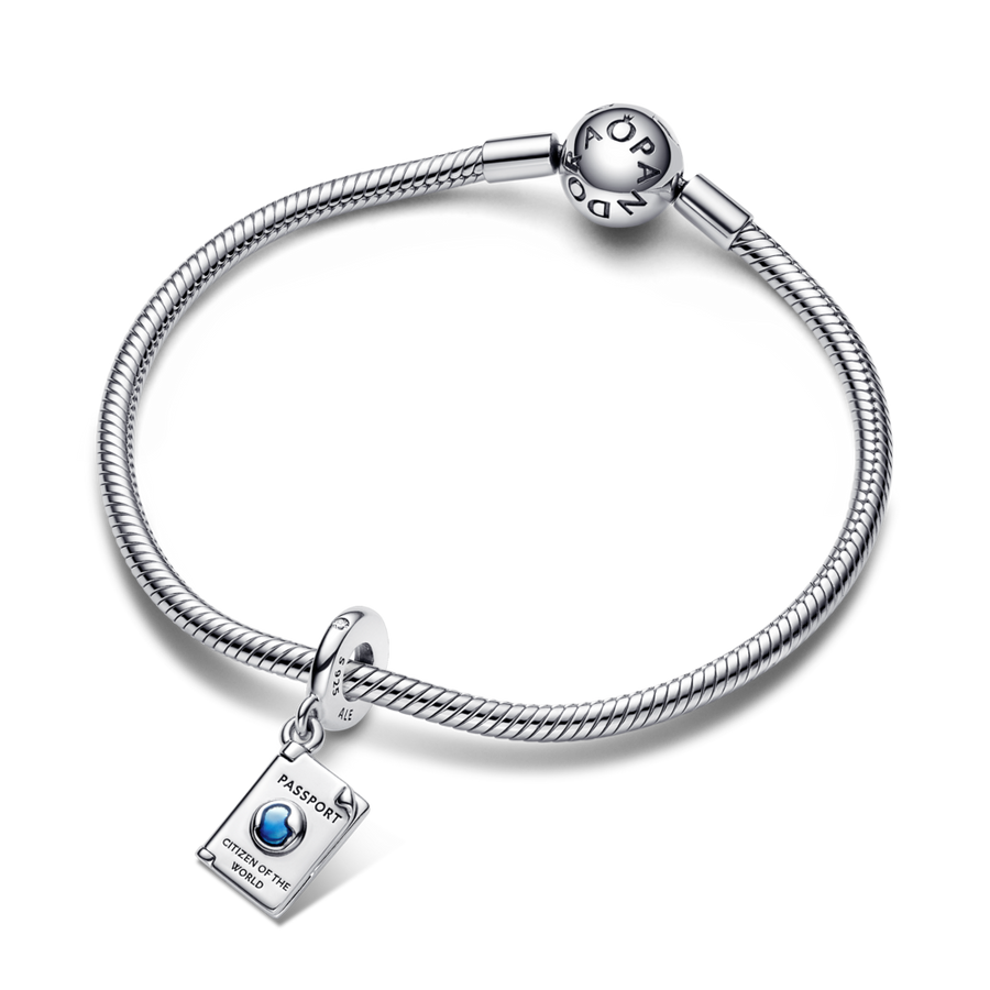 Openable Passport Dangle Charm - Pandora Lietuva