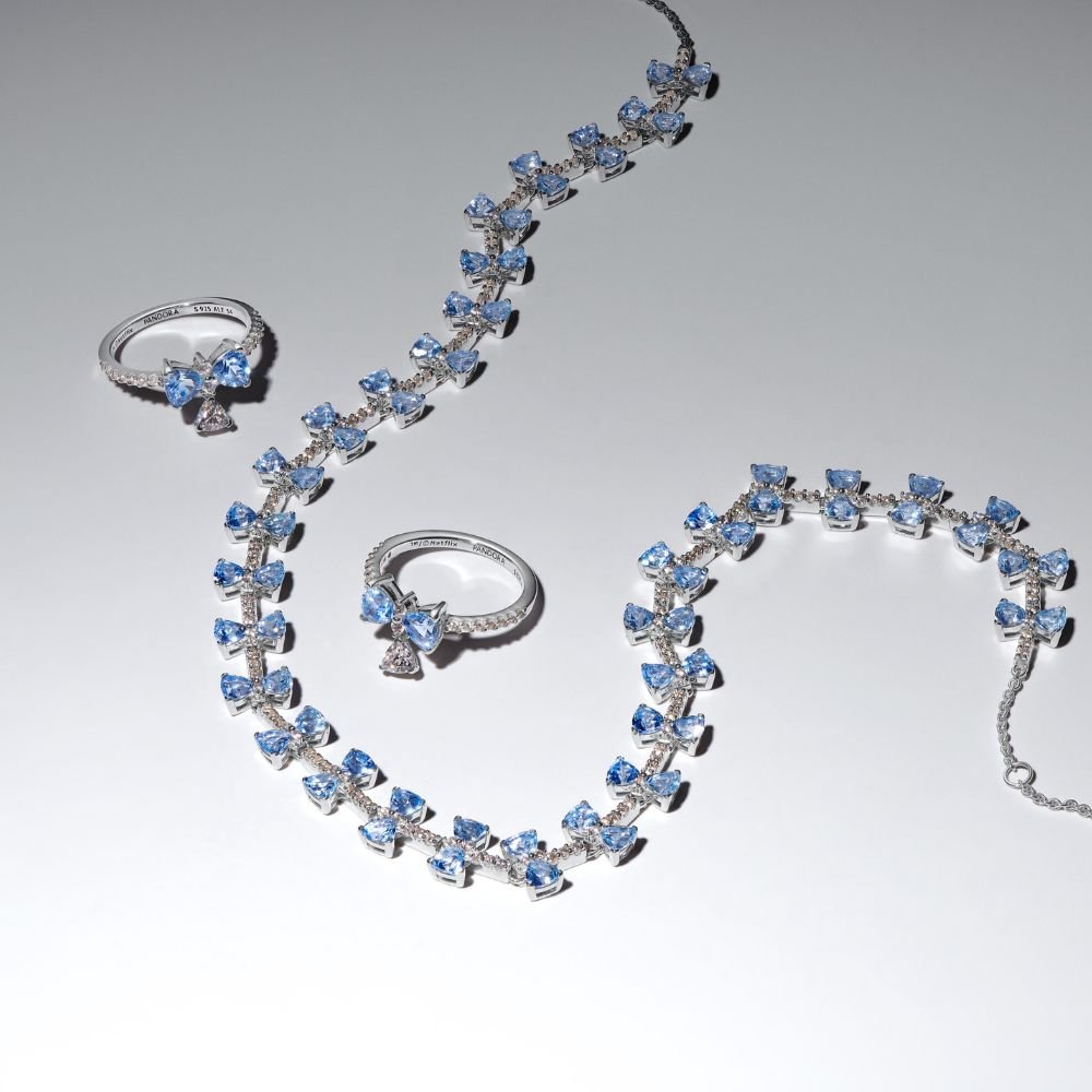 „Bridžertonų“ žiedas „Mėlynas kaspinas“ - Pandora Lietuva