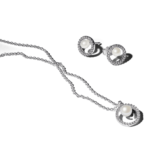 Dovanų rinkinys: Kaklo koljė su apdorotu, dirbtiniu būdu išaugintu gėlavandeniu perlu & Auskarai - Pandora Lietuva