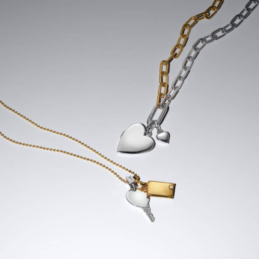 Graviruojamas ir atidaromas kabantis karoliukas „Vokas“ - Pandora Lietuva