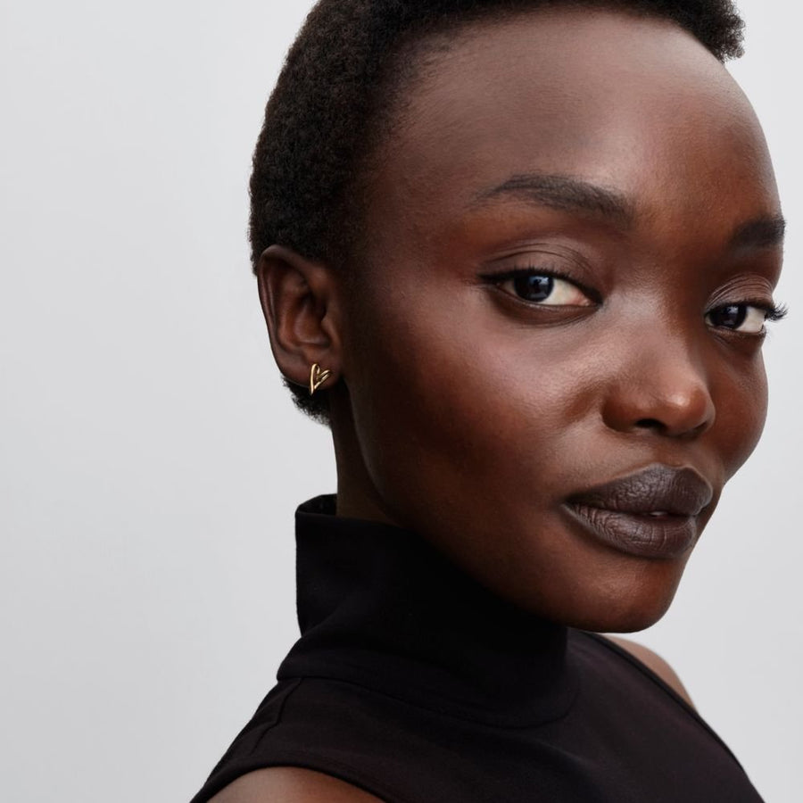 Įsmeigiami organiškos formos auskarai „Širdis“ - Pandora Lietuva