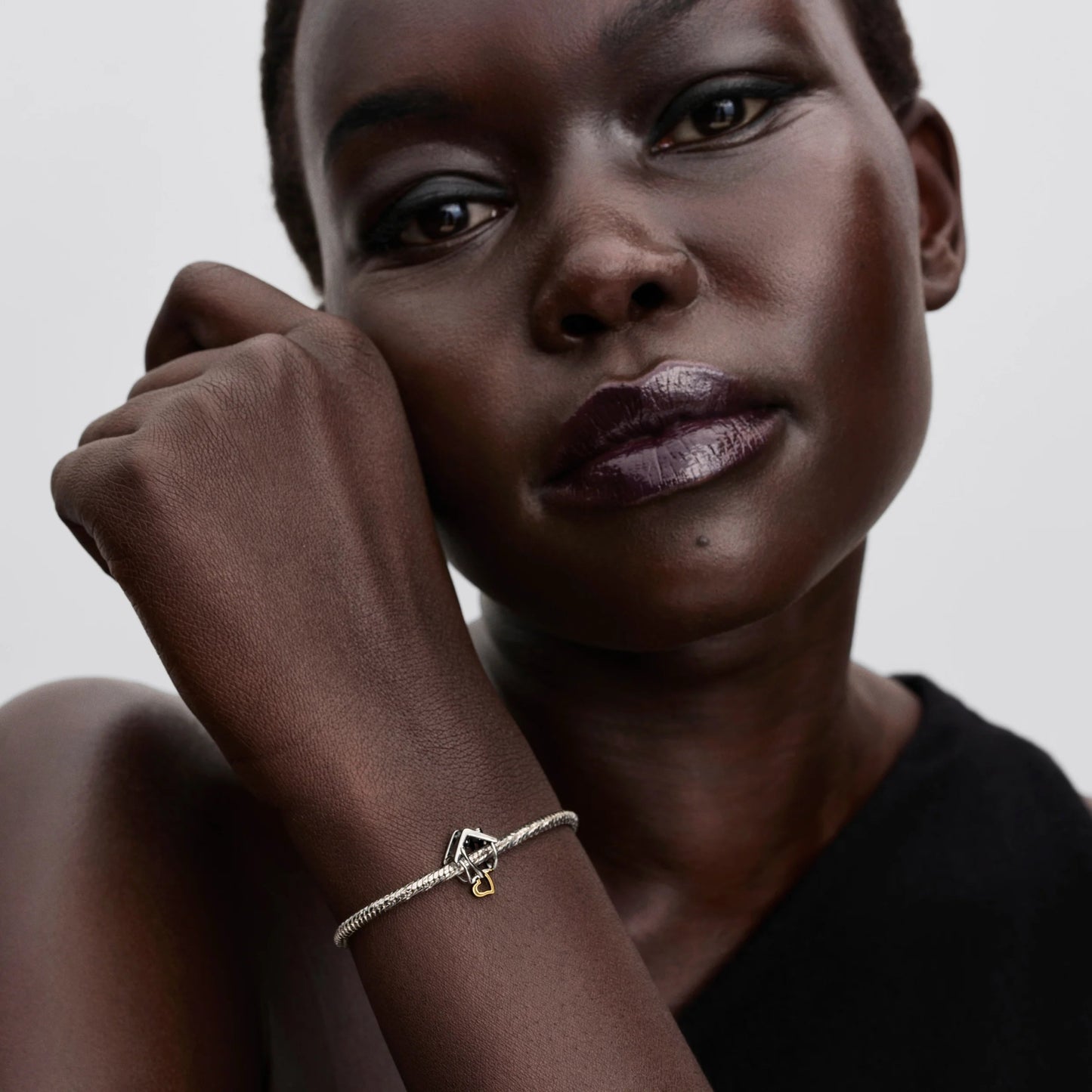 Karoliukas „Namai ir širdis“ - Pandora Lietuva