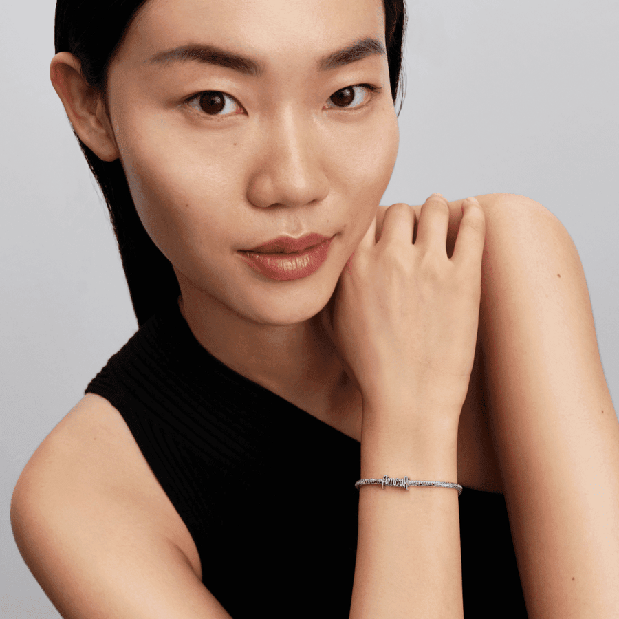 Karoliukas su žodžiu „Amour“ - Pandora Lietuva