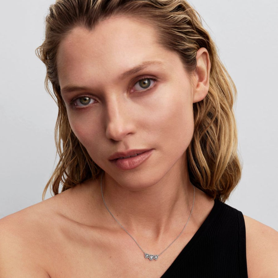 Koljė vėrinys su trimis širdies formos aureolėmis - Pandora Lietuva