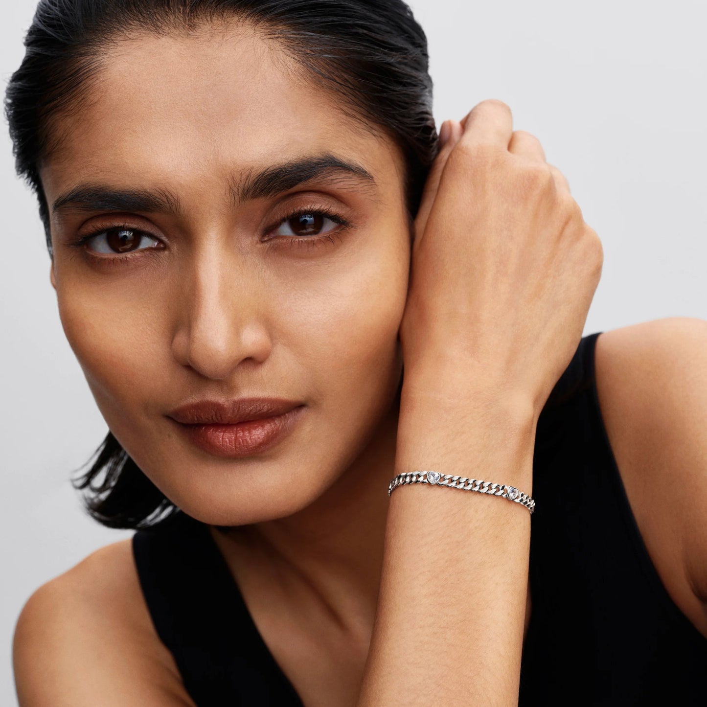 Kubos tipo grandinėlės apyrankė „Širdis“ - Pandora Lietuva