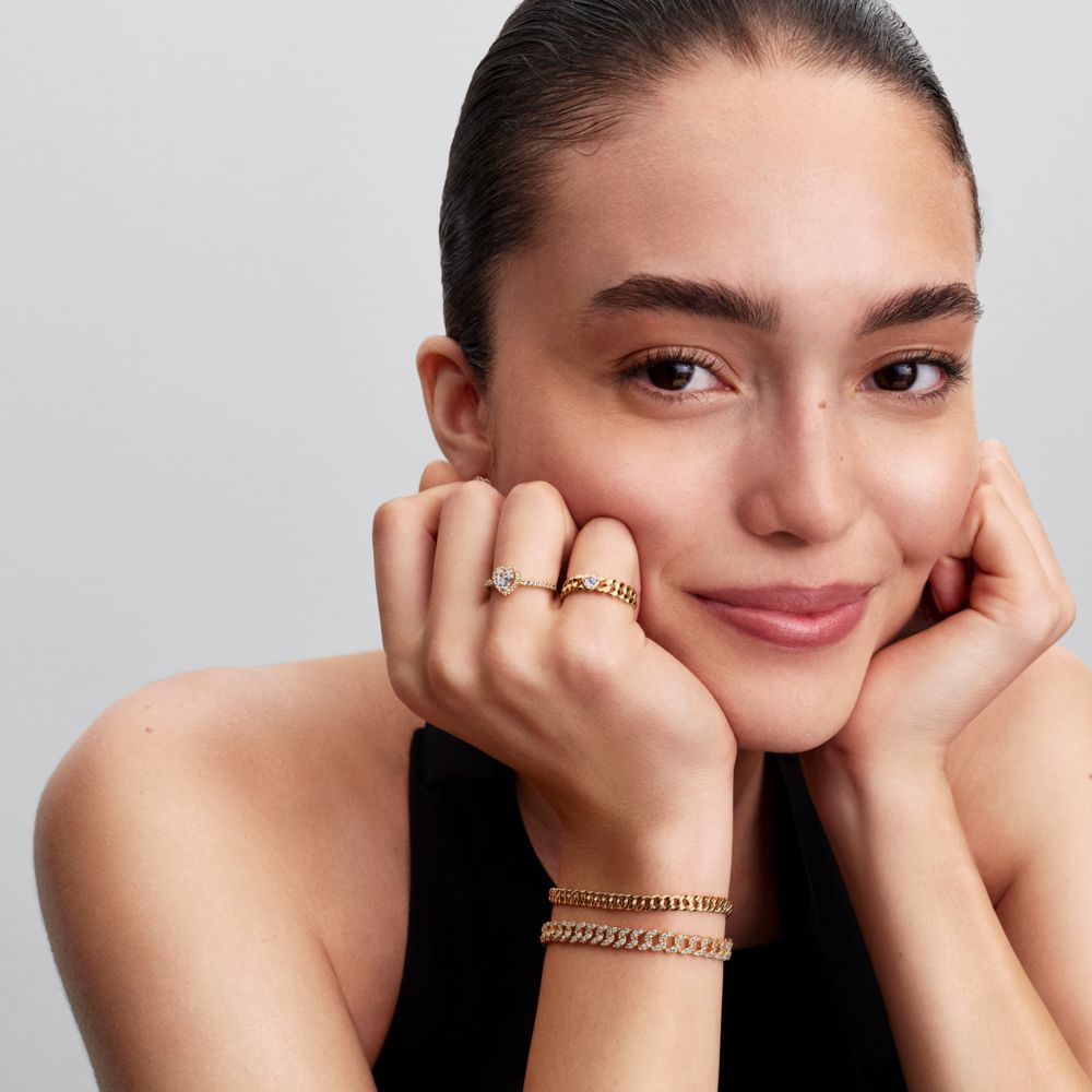 Kubos tipo grandinėlės žiedas su širdimi - Pandora Lietuva