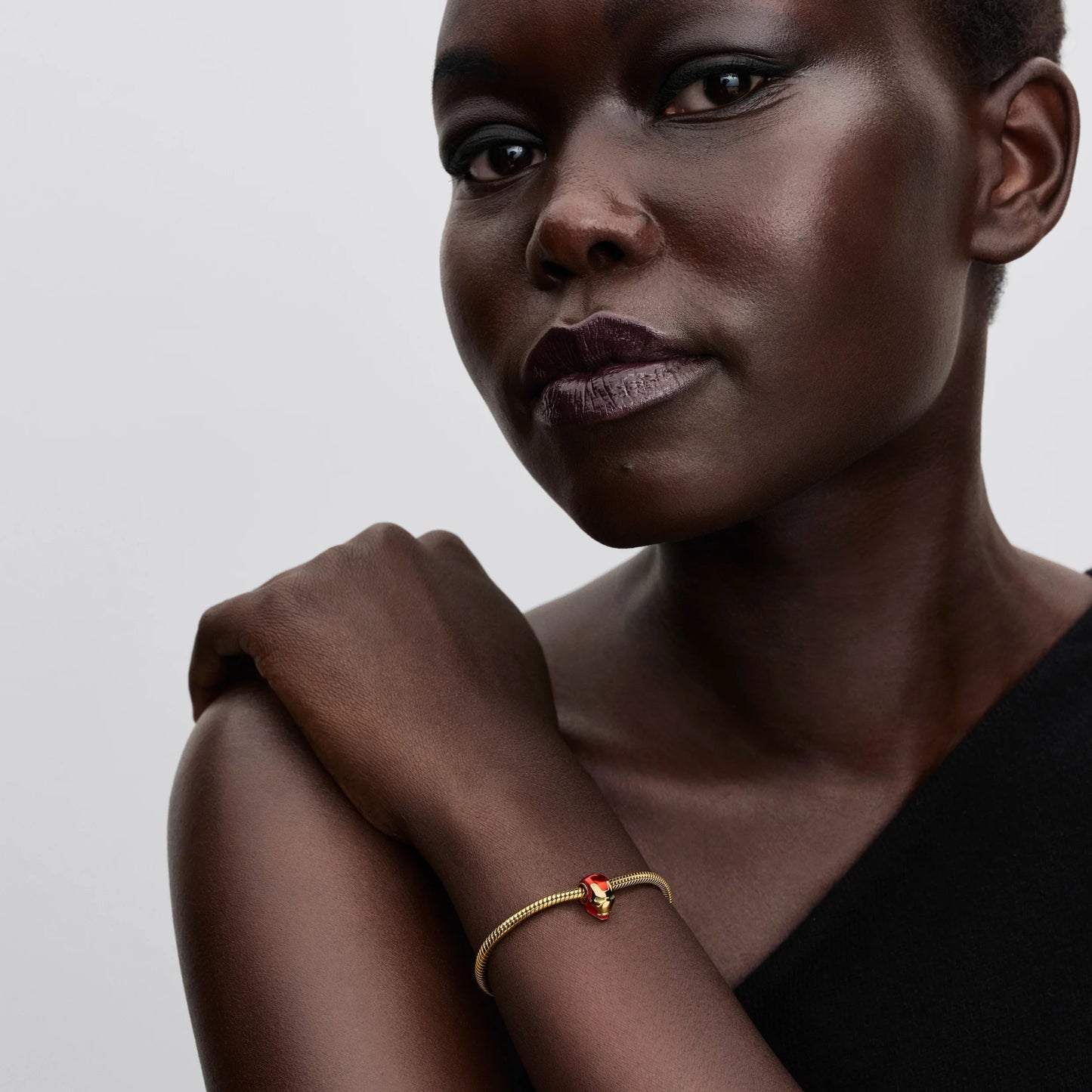 „Marvel“ karoliukas „Geležinio žmogaus šalmas“ - Pandora Lietuva