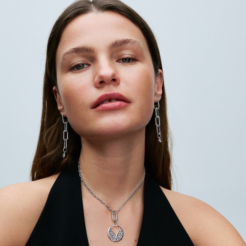 „Pandora ME“ žėrintis mažas talismanas „Mėnulis“ - Pandora Lietuva