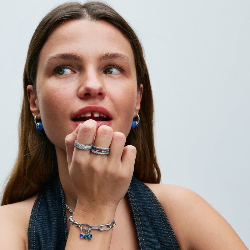 „Pandora Moments“ lanko formos auskarai su talismanu, 18 mm - Pandora Lietuva