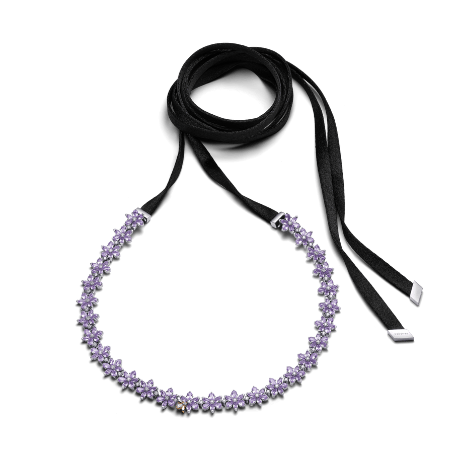 Priglundantis „Bridžertonų“ vėrinys „Herbariumas ir bitė“ - Pandora Lietuva