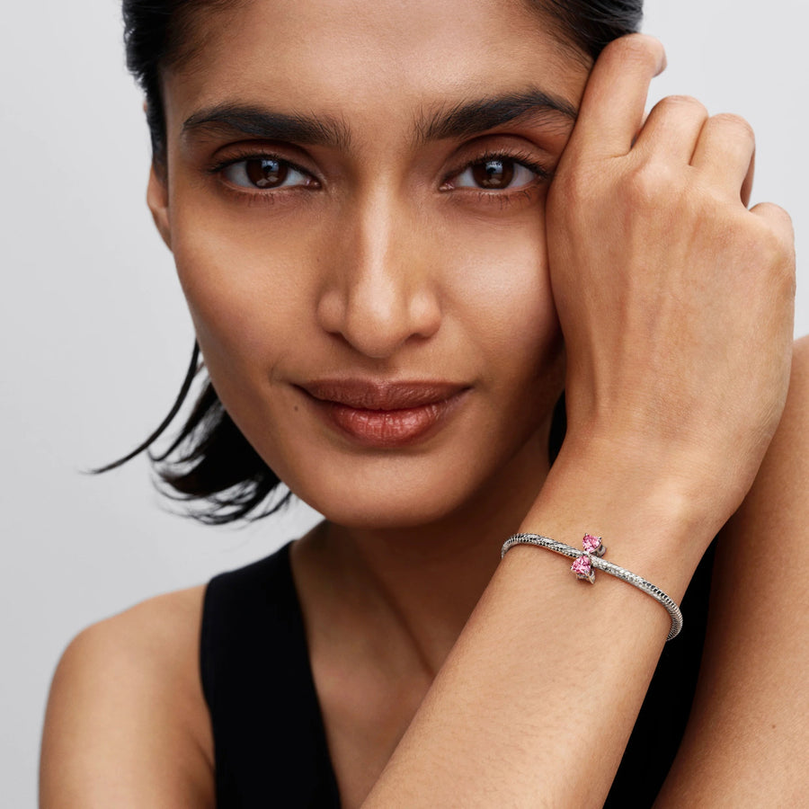 Rožinis karoliukas „Kaspinėlis“ - Pandora Lietuva