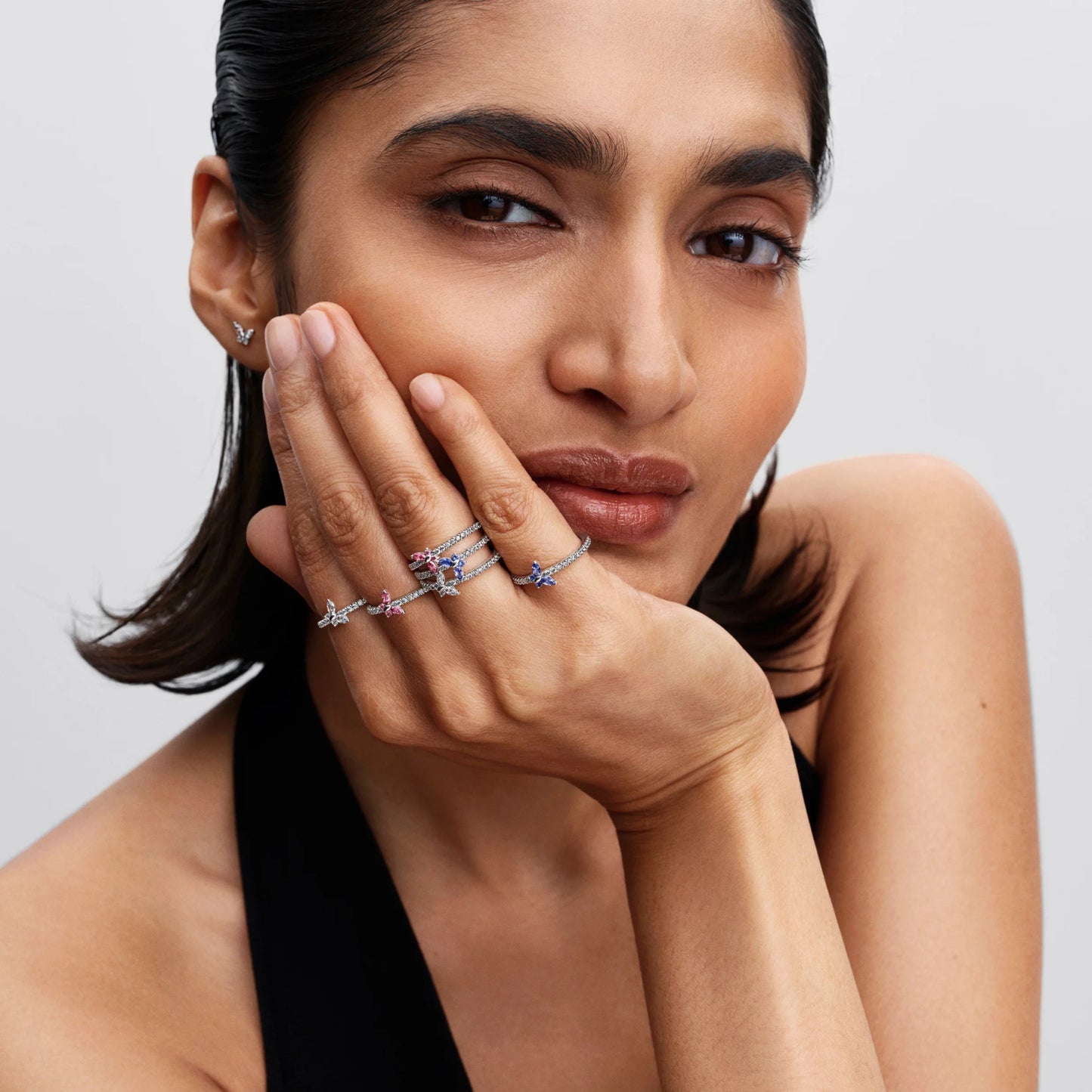 Spindintis žiedas „Drugelis“ - Pandora Lietuva