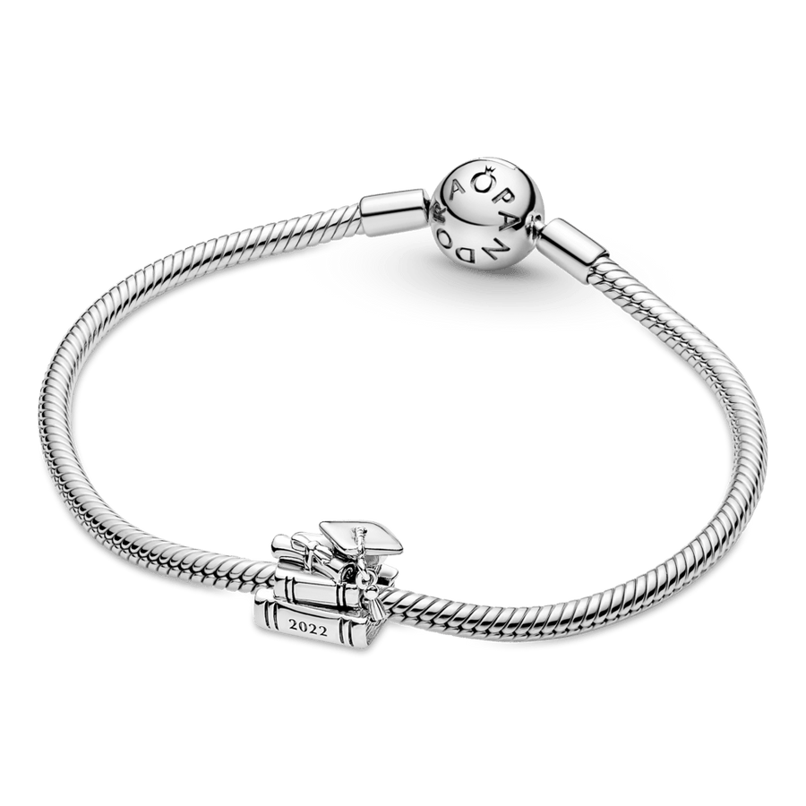 2022 m. mokyklos/studijų baigimo karoliukas - Pandora LT