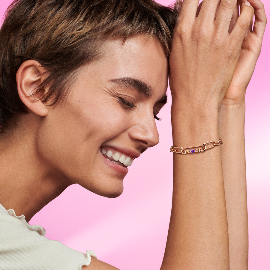 Pandora ME dekoratīvais posms ar vārdu “Spēks”