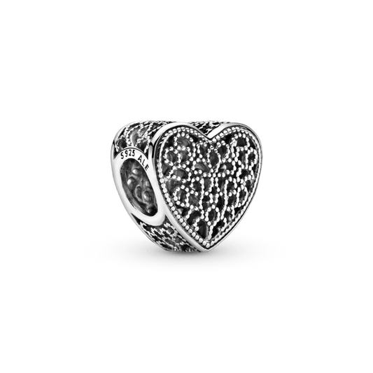 Karoliukas Romantiška Ažūrinė širdis - Pandora Lietuva