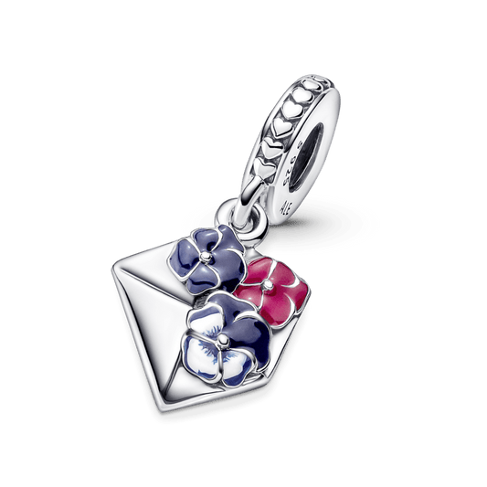 Laiško ir gėlės našlaitės kabantis karoliukas - Pandora Lietuva