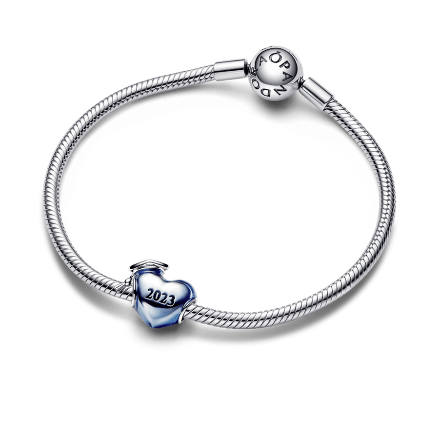 Mėlynas 2023 m. išleistuvių širdelės pakabukas - Pandora Lietuva