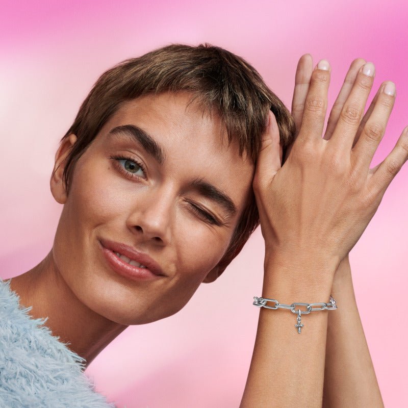 Pandora ME Spindintis Kryžiuko Mini Karoliukas - Pandora Lietuva