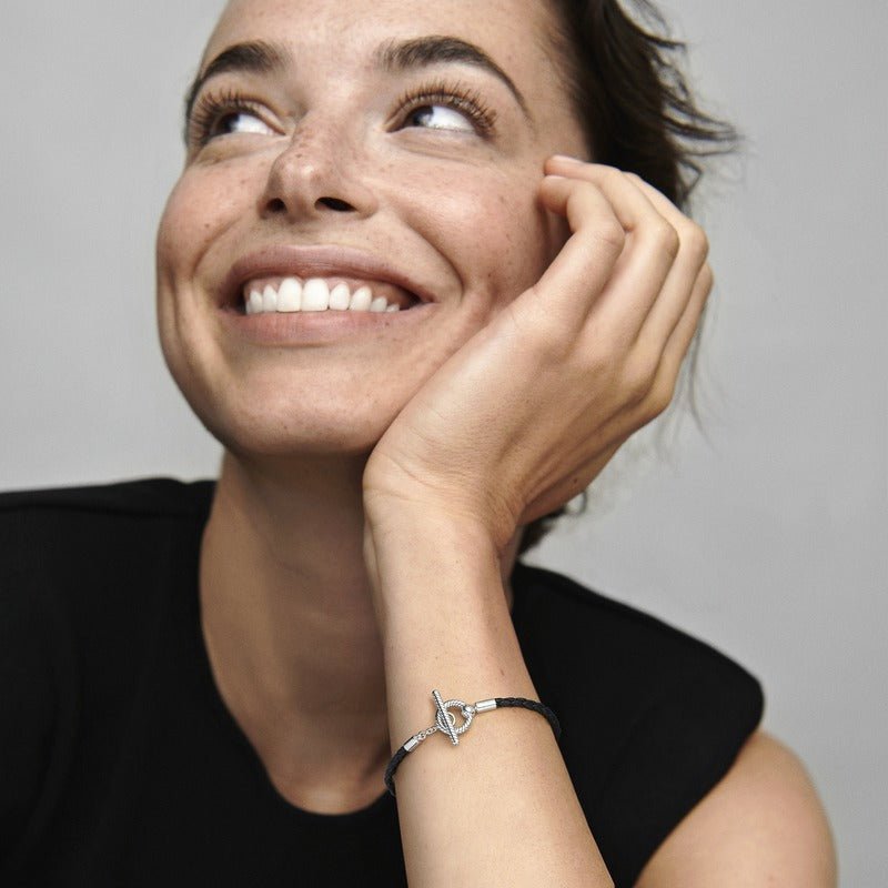 Pandora Moments Pinta odinė T formos apyrankė - Pandora Lietuva